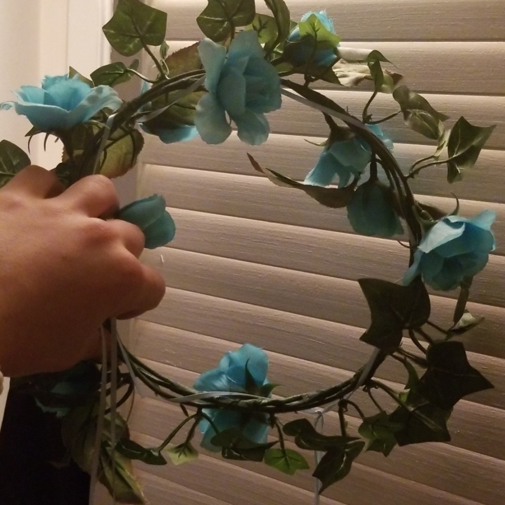FLOWER CROWN